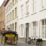 B&B Alphabet - Luxury Guesthouse&Art Gallery