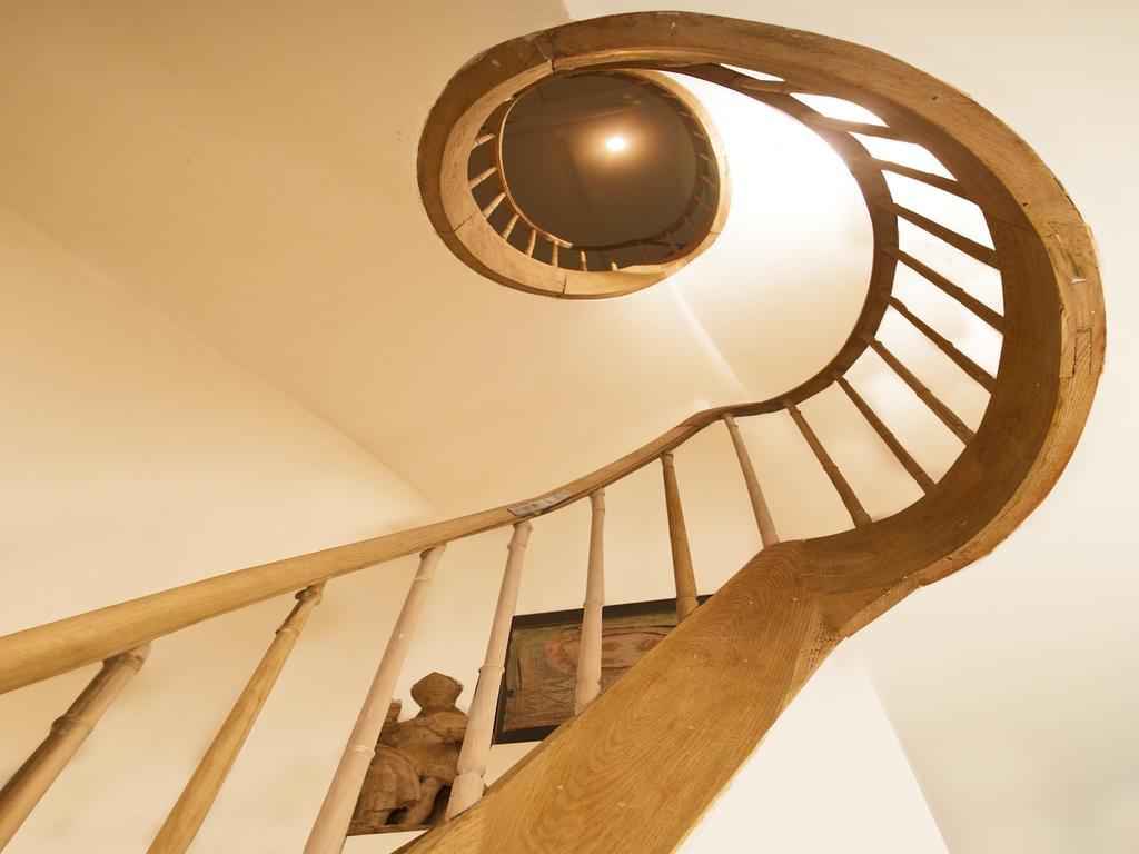Alphabet - Luxury Guesthouse&art Gallery Bruges