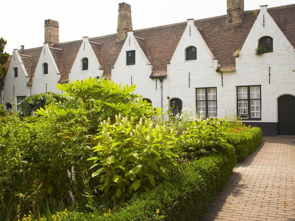 Alphabet - Luxury Guesthouse&art Gallery 2*